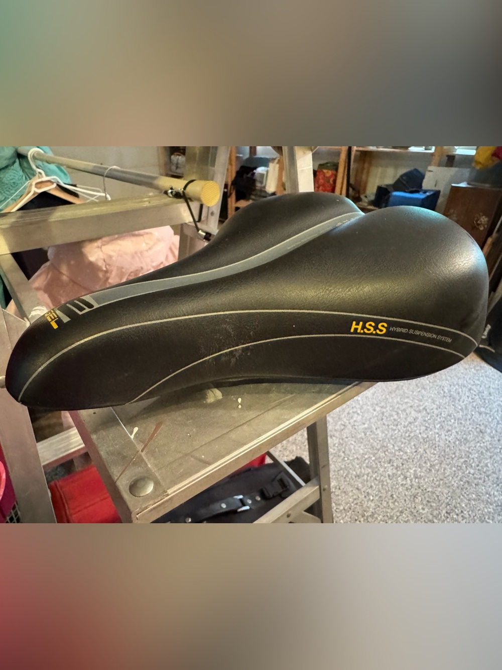 Black H.S.S. Hybrid Bike Saddle